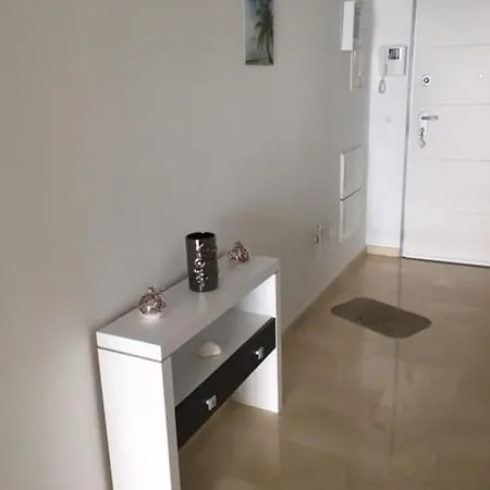 La Vila Paradis * فيياخويوسا